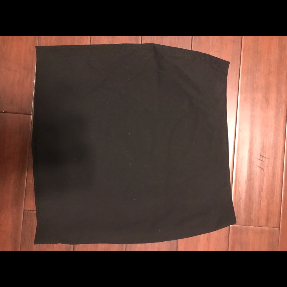 Banana Republic sz 10 pencil skirt in black
